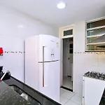 Sala E 2 Quartos Economico Em Copacabana